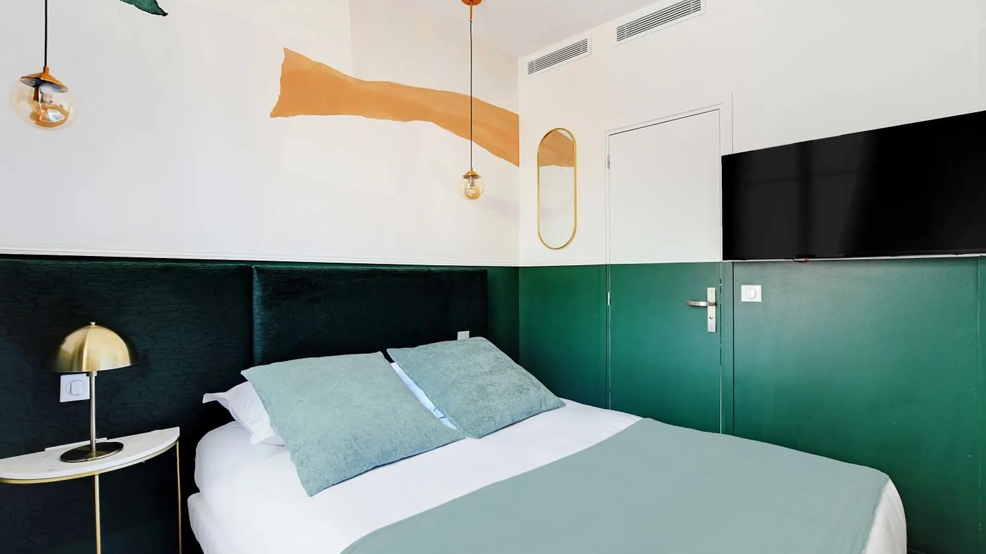 Charming Studio With Ac - Near Montmartre * Paris